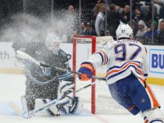 Knights fuori per scattare in scivolata in uno scontro chiave con i rivali Oilers