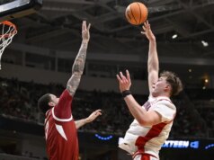 La sparatoria bollente dell’Arizona sopraffà l’Arkansas