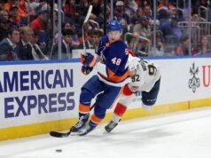 Gli help di Matthew Schaefer e il periodo di cinque gol degli Islanders sottomettono i Panthers