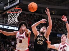 L’Arizona esplode dopo l’intervallo, elimina Purdue per tornare alle Last 4
