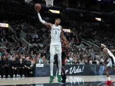 Victor Wembanyama va per 41 mentre gli Spurs superano i Bulls