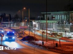 È stata segnalata un’esplosione davanti all’ambasciata americana a Oslo, cube la polizia