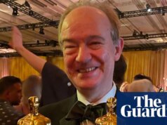 Selfie, cani antidroga e superstizione: la grande serata di Peter Bradshaw agli Oscar!