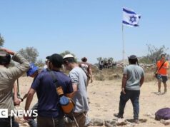 Un palestinese ucciso mentre sale il bilancio delle vittime della violenza dei coloni in Cisgiordania