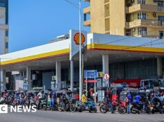 Lo Sri Lanka dichiara libero il mercoledì mentre i paesi asiatici cercano di risparmiare carburante