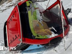 Un morto mentre la funivia si schianta giù da una montagna in una località svizzera