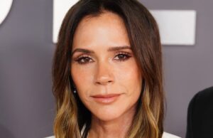 Victoria Beckham ringrazia la famiglia per il supporto dopo la settimana della moda di Parigi