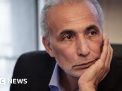 Il tribunale francese ha condannato a 18 anni di carcere lo studioso islamico Tariq Ramadan per stupro