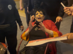 Liza Minnelli All Smiles Esce dall’evento che collega il libro di memorie Inform-All