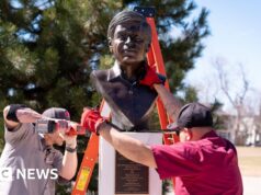 Dopo le denunce di abusi sessuali, attivisti e legislatori ripensano al Cesar Chavez Day