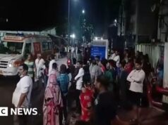 Dieci morti in un incendio nel reparto di terapia intensiva dell’ospedale indiano