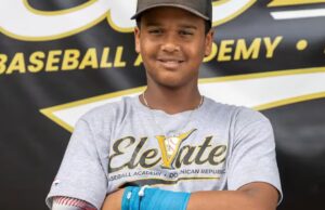 I giovani firmano contratti valorosi più milioni all’età di 11 o 12 anni nel baseball