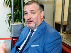 I senatori Ted Cruz e John Thune lasciano DC durante la chiusura del governo