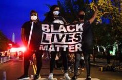 Il truffatore BLM è stato condannato a rimborsare centinaia di migliaia di dollari