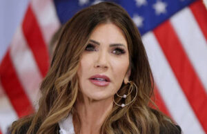 Ex wrestler, falco di frontiera: chi è Markwayne Mullin, la nuova scelta di Trump per la Homeland Safety?