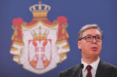 Sotto l’ombra della NATO, la Serbia viene nuovamente presa di mira