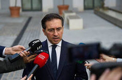 Il Primo Ministro spagnolo si scaglia contro il “seguito servile” riguardo alla guerra USA-Israele contro l’Iran