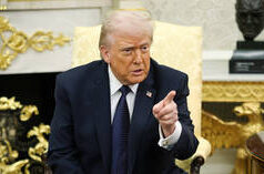 Trump caccia Tucker Carlson dal MAGA