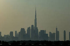 Gli Emirati Arabi Uniti arrestano 45 persone per i video degli attacchi contro l’Iran