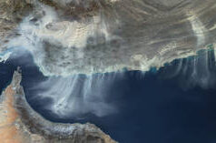 Siti militari e 90% del commercio di petrolio greggio: perché l’isola iraniana colpita dagli Stati Uniti è importante