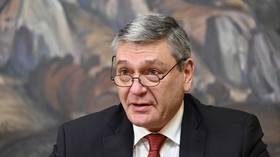 Putin rafforza la diplomazia in Medio Oriente mentre continuano gli attacchi israelo-americani contro l’Iran (FOTO, VIDEO)