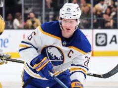 La fidanzata di Rasmus Dahlin è ovazionata al suo ritorno a Buffalo