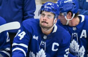 Persona alla difesa di Auston Matthews: i giocatori di Maple Leafs si montrent du doigt