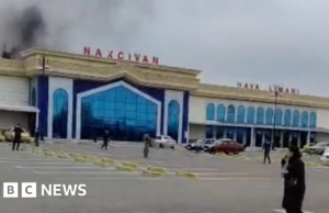 L’Azerbaigian afferma che l’Iran ha colpito il suo territorio, mentre la guerra si estende oltre il confine