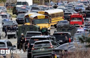 Sospetto morto dopo aver speronato un veicolo nella sinagoga del Michigan