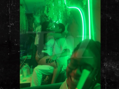 Il nipote di Beyoncé, Julez, a cavalcioni della star di “Love & Hip Hop” nel nuovo video