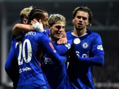 Il Chelsea ha sospeso il divieto di trasferimento e ha comminato una multa di 14,3 milioni di dollari. Questa è la ragione