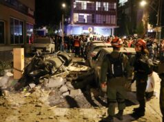 Aggiornamenti LIVE sulla guerra Iran-Israele: Teheran conferma la morte di Larijani, prende di mira Tel Aviv con “testate a grappolo” in attacchi di ritorsione