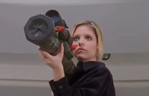 La storia dietro la morte del riavvio di “Buffy” continua a diventare sempre più strana