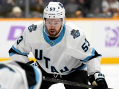 I Mammoth ingaggiano Michael Carcone per un prolungamento contrattuale di due anni