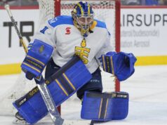 Kirk registra la seconda eliminazione consecutiva mentre gli Sceptres battono Fleet