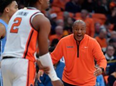 Il Syracuse licenzia l’allenatore Adrian Autry dopo tre stagioni infruttuose
