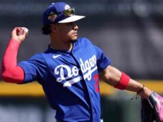 I Dodgers selezionano Santiago Espinal nel roster di 40 uomini