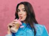 Dua Lipa ottiene un nuovo importante ruolo lontano dalla musica con un cambiamento di carriera a sorpresa