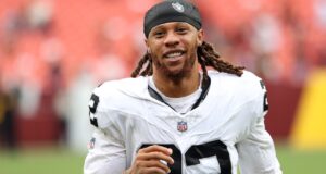 Fonte AP: I Raiders mantengono il CB Eric Stokes con un contratto triennale da 30 milioni di dollari