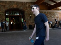 OpenAI abbandona ancora un’altra missione secondaria: la modalità erotica di ChatGPT