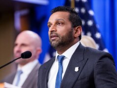 I legislatori statunitensi si muovono per eliminare l’accesso senza mandato alle intercettazioni telefoniche dell’FBI