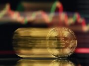 Un uomo del Regno Unito accusa il coniuge di aver rubato la password Bitcoin di 172 milioni di dollari tramite una telecamera a circuito chiuso