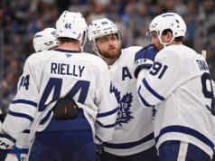 ‘Saremo infuocati’: i Maple Leafs osservano la vendetta di Gudas, guardano oltre il Blues