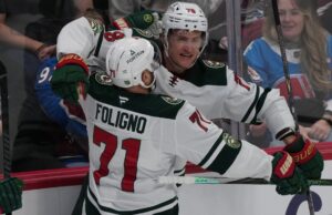 Nick Foligno di Wild torna a Chicago per la prima partita contro i Blackhawks dopo lo scambio