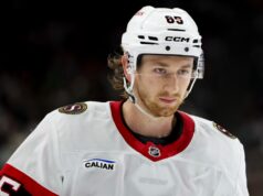 Jake Sanderson ritorna nella formazione dei Senatori contro Wild