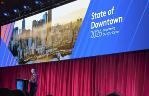 Il paradosso del centro di Seattle: i motori commerciali scoppiettano in mezzo al miglioramento della sicurezza e alla crescita dei visitatori