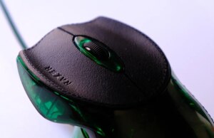 Recensione del mouse Razer Boomslang per il 20° anniversario: per collezionisti