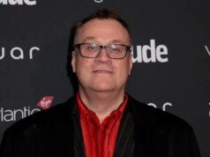 I fan di Physician Who affermano che il capo ha “perso la testa” dopo il put up su Instagram