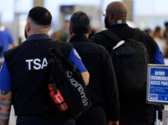 Trump cube che firmerà l’ordine di pagare la TSA