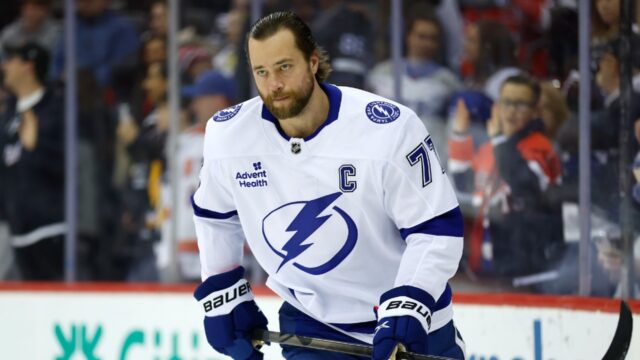 Tampa-Bay-Lightning-defenseman-Victor-Hedman.jpg